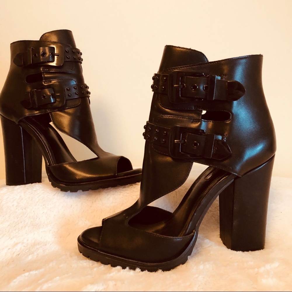 BCBGeneration leather chunk heel